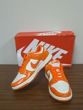 Nike Dunk Low Cracked Orange Women's Size 8 FN7773-001 New